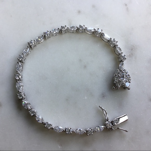 Sterling 7” Marquise & Round Cz Tennis Bracelet - Picture 5 of 16